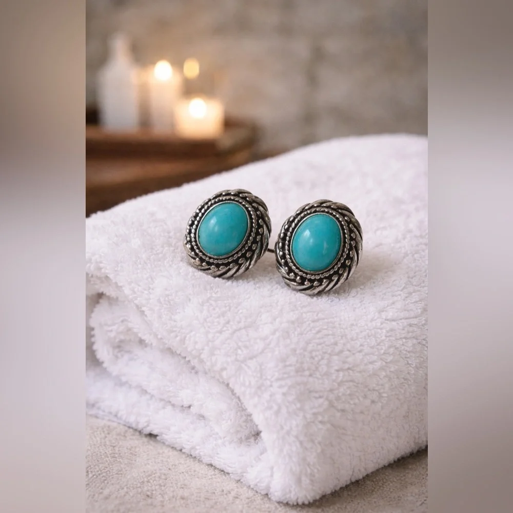 Vintage Avon Turquoise Oval Pierced Earrings | Silver Tone | .75” Drop